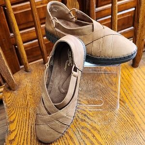 Easy Street Tan Loafers for Women